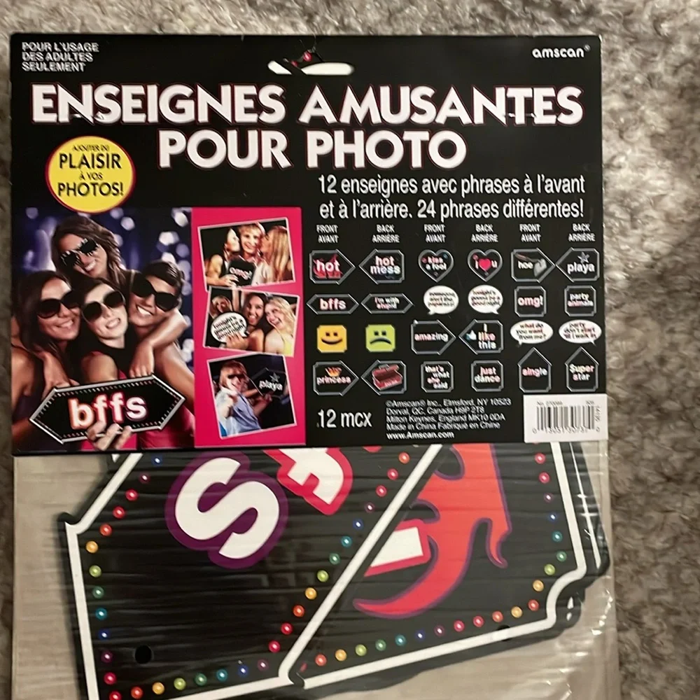 Photo Fun Signs - Picture 2 of 3